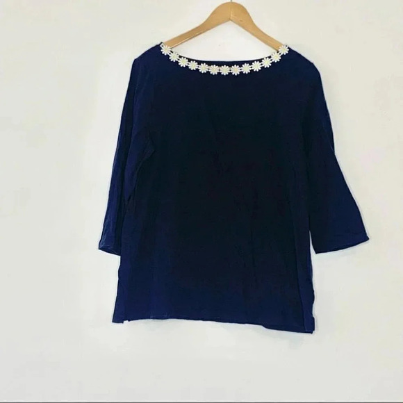 Ann Taylor Loft Daisy appliqué quarter sleeve t-shirt xl 16-18 - Picture 2 of 6